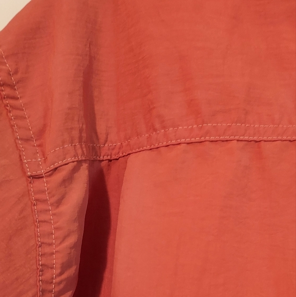 LL Bean Mens Nylon Polyester Orange Short Sleeve Button Up Camp Shirt Med OVU10 - Picture 9 of 12